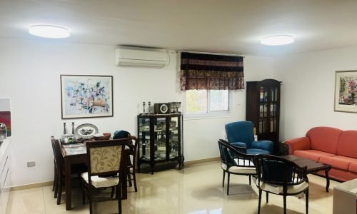 דירה נעימה למכירה ברמת שרת!